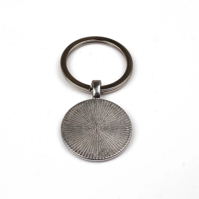 Vintage zinc alloy keychain, C - Vintage Fashion Toronto 리뷰 및 가격