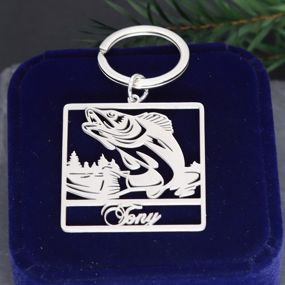 Custom Name Fish Keychain Pers - Vintage Fashion Names 리뷰 및 가격