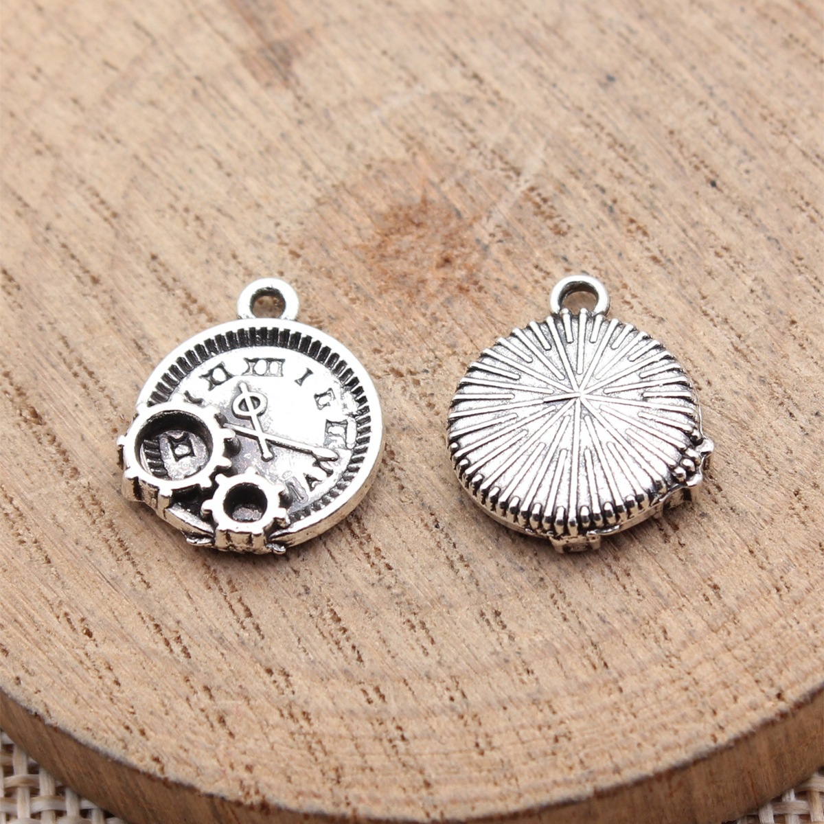 WYSIWYG 10pcs 16x14mm 2 Colors - Vintage Fashion Theme 리뷰 및 가격