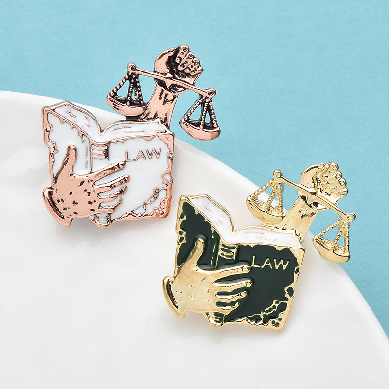 Wuli&baby Vintage Scale And Bo - Vintage Fashion Coloring Book 리뷰 및 가격