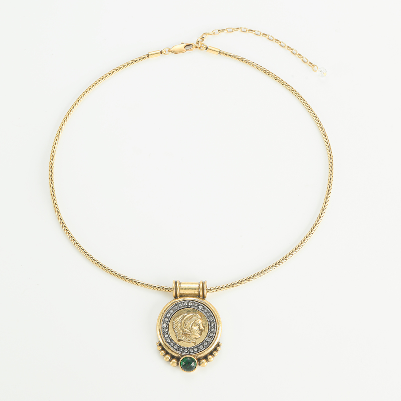 Head Ancient Coin Pendant Chok - Vintage Fashion Trends 2025 리뷰 및 가격