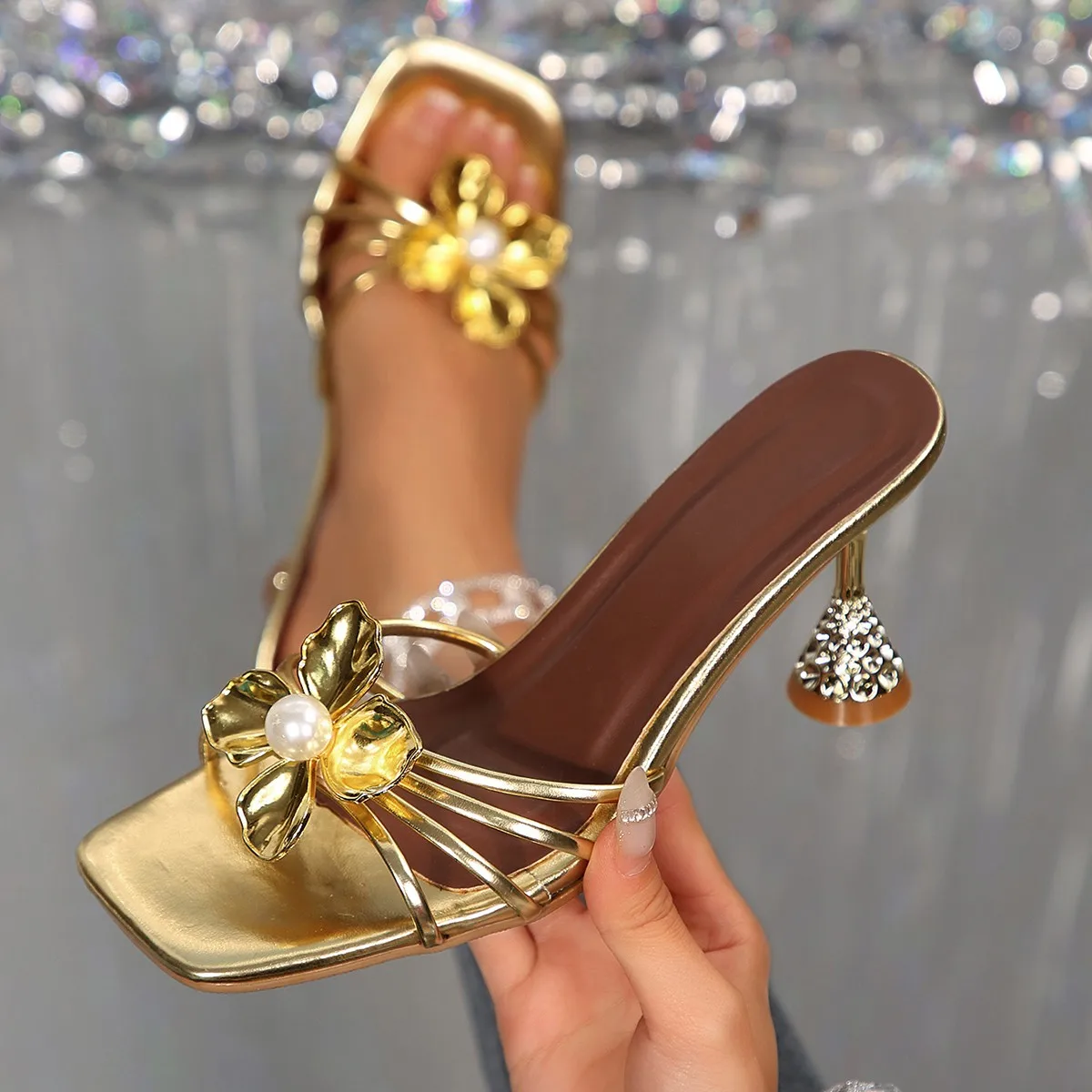 Vintage Metal Flower Crystal C - Vintage And Modern Fashion 리뷰 및 가격