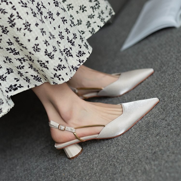 French Vintage Pointed-Toe San - Vintage And Modern Fashion 리뷰 및 가격
