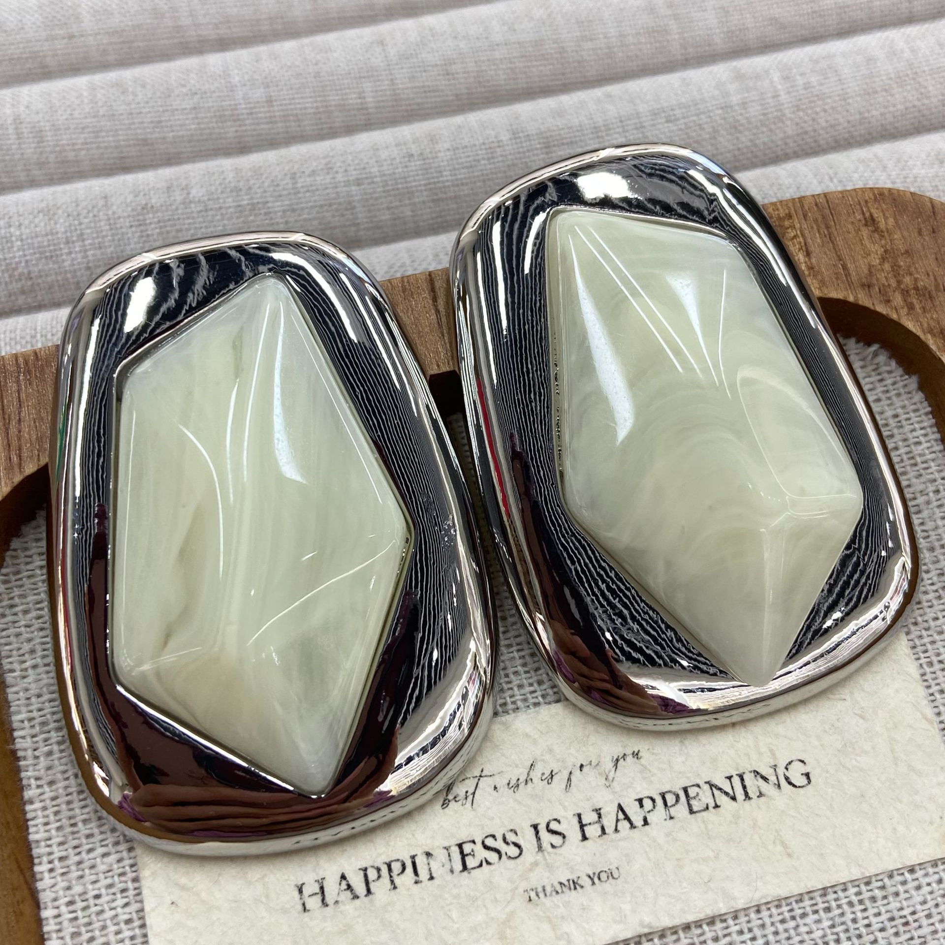 2026 Vintage Fashion Stone Ear - Vintage Fashion Influencer 리뷰 및 가격