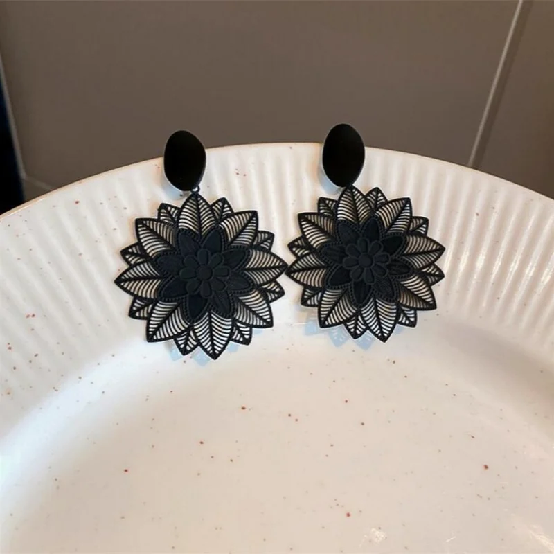 Retro Fashion Black Hollow Lac - Vintage Fashion Korea 리뷰 및 가격