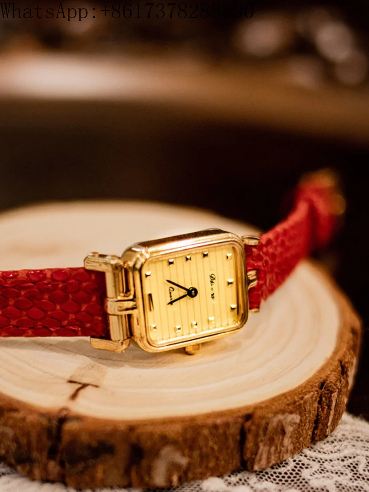 Red vintage style high-end nic - Vintage Fashion Instagram 리뷰 및 가격