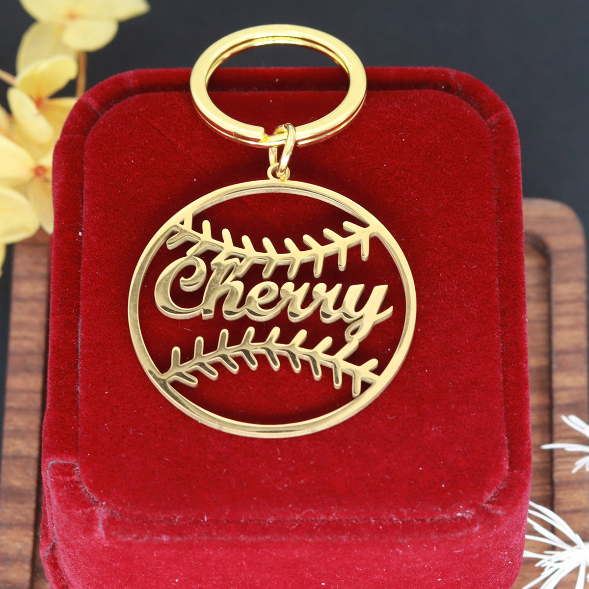 Custom Name Ball Keychain Pers - Vintage Fashion Names 리뷰 및 가격