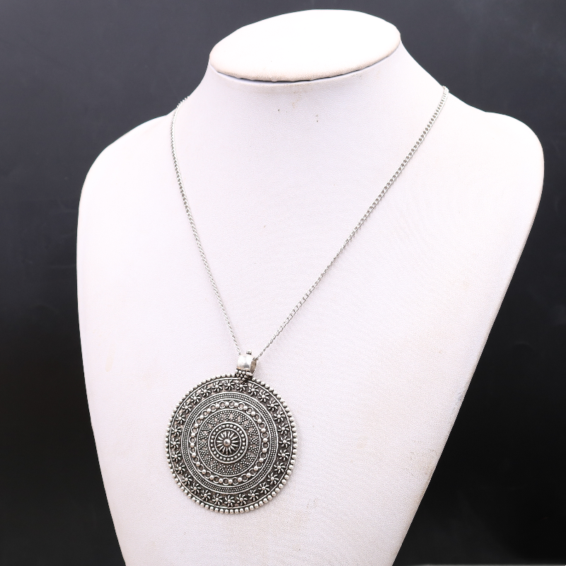 1pc Silver Plated Large Mandal - Vintage Fashion Tags 리뷰 및 가격