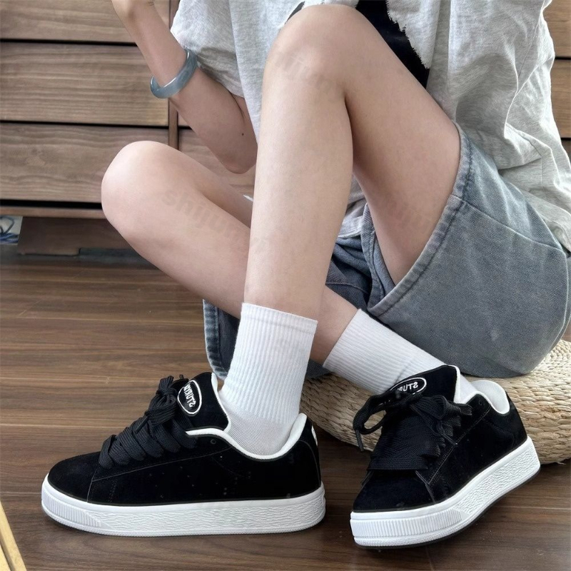 Couple's Sneakers 2025 Autumn  - Vintage Fashion Trends 2025 리뷰 및 가격