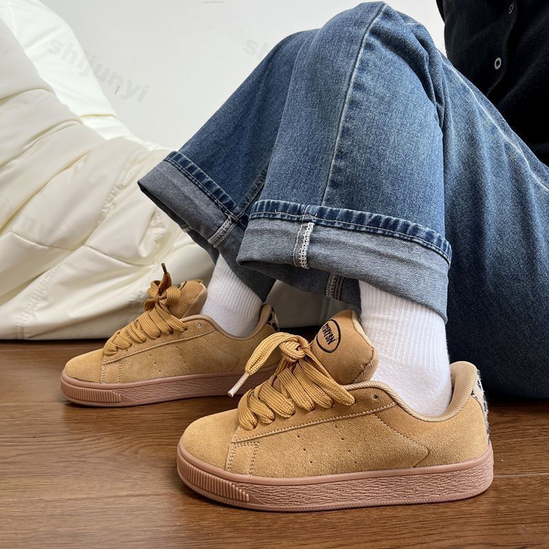 Couple's Sneakers 2025 Autumn  - Vintage Fashion Trends 2025 리뷰 및 가격